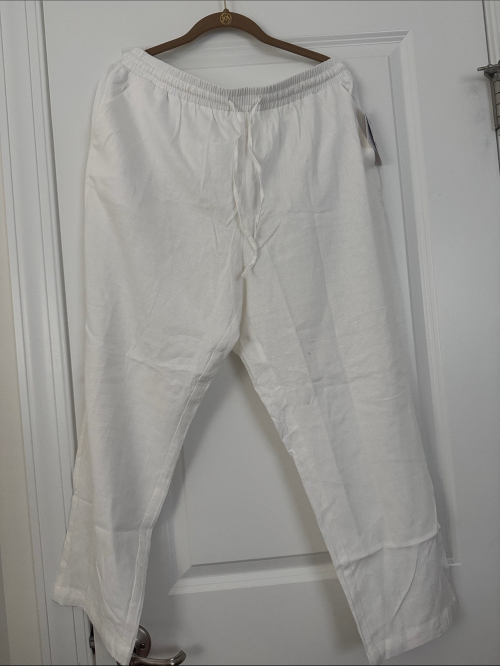Women’s White Drawstring Linen pants.